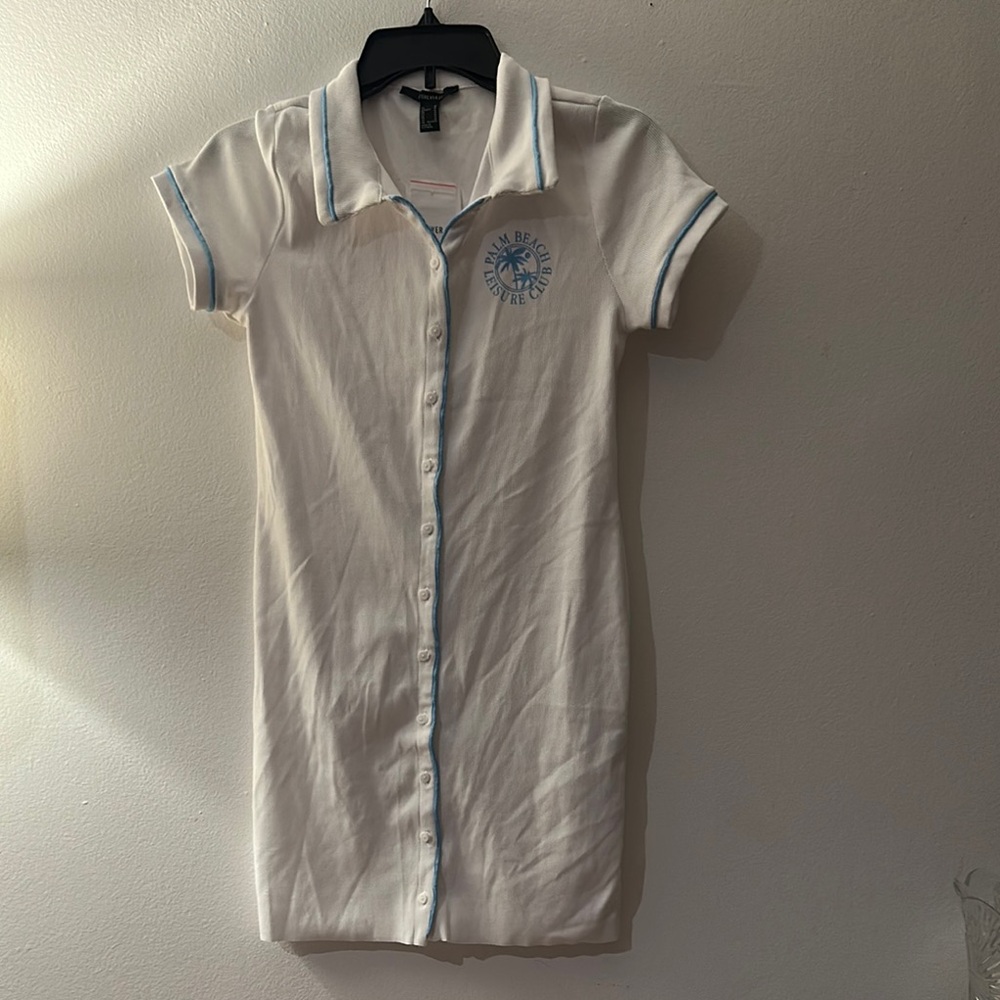 Forever 21 White Ribbed Polo Collar lCuffed Sleeve Sheath Dress